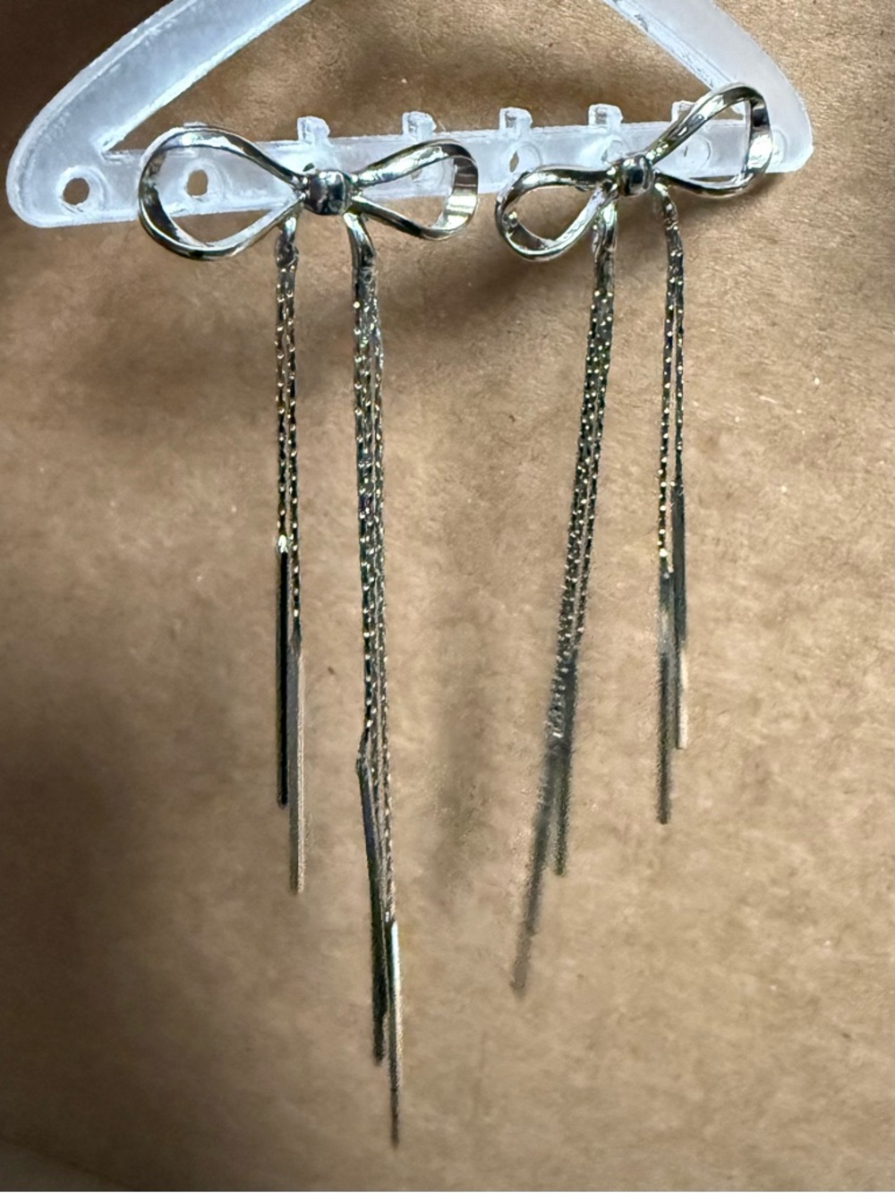 💙 Rock & Vibe Bow Silver Tone Earrings
